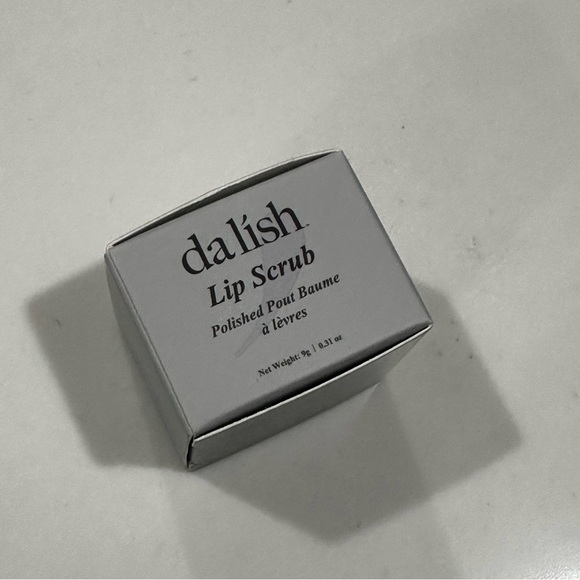 BNIB: da lish Lip Scrub - Picture 2 of 3